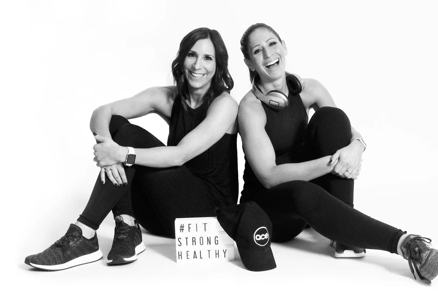 Anna and Charlotte - MNU-certified nutritionists and personal trainers, founders of ace lifestyle